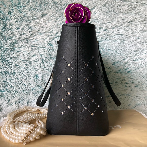 NWT Michael Kors Black Carry All Bag - Picture 3 of 8